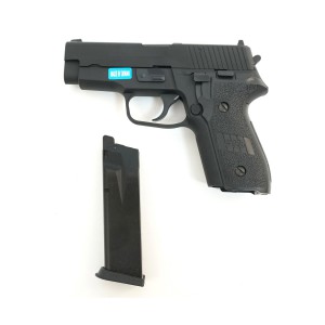 Страйкбольный пистолет WE Sig Sauer P228 (WE-F002, Green Gas) WE-F002